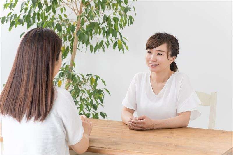 聞き上手な人の特徴は？どうすれば聞き上手になれる？